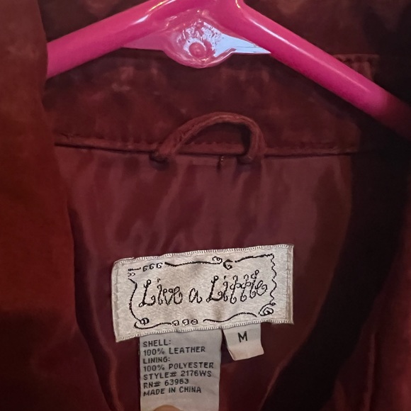 Gorgeous leather jacket! - Picture 2 of 5